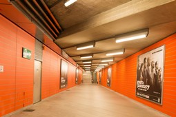 U-Bahn 2 München 2015 -16.jpg