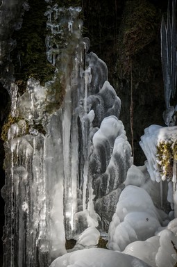 Wasserfall Schwarzwald Eis-1.jpg