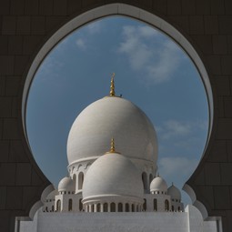 Abu Dhabi 2015-3.jpg